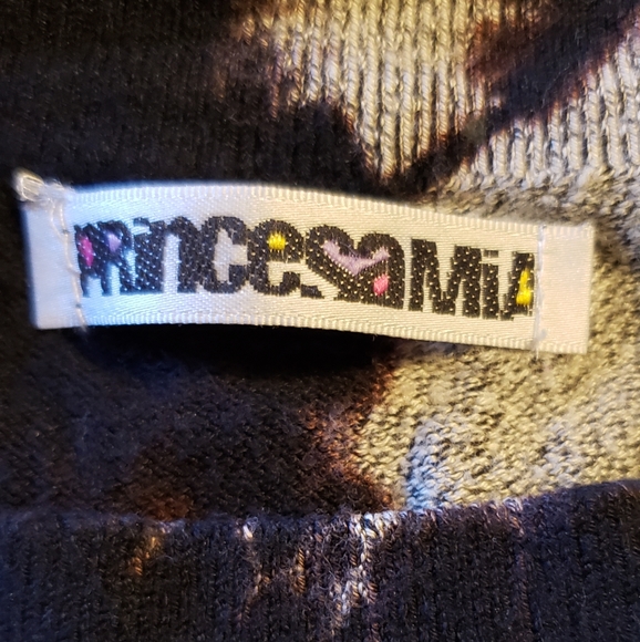 Princesa Mia Sweater. - Picture 3 of 3